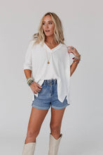 On The Go V Neck Ribbed Essential Tee - Off White: XL
