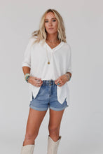 On The Go V Neck Ribbed Essential Tee - Off White: XL