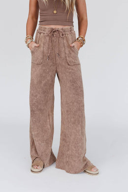 Relaxing Robin Wide Leg Pant - New Mocha: L