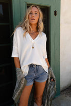 On The Go V Neck Ribbed Essential Tee - Off White: XL