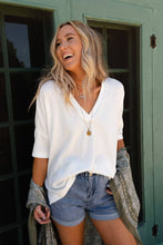 On The Go V Neck Ribbed Essential Tee - Off White: XL
