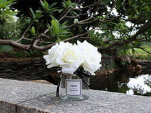 grtefhu Artificial Flowers with White Roses in Vase, Fake Flowers in Glass Jar with Ribbon, Silk Flower Arrangements in Vase with Artificial Flowers for Home Dining Table Decor.